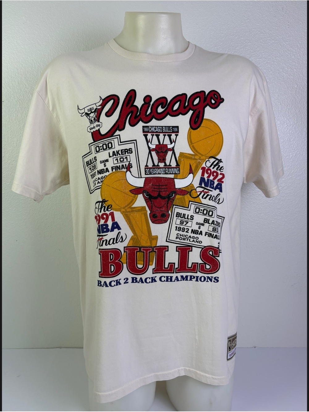 Mitchell & Ness Chicago Bulls Back 2 Back
Champions 1991 1992 T Shirt XL
